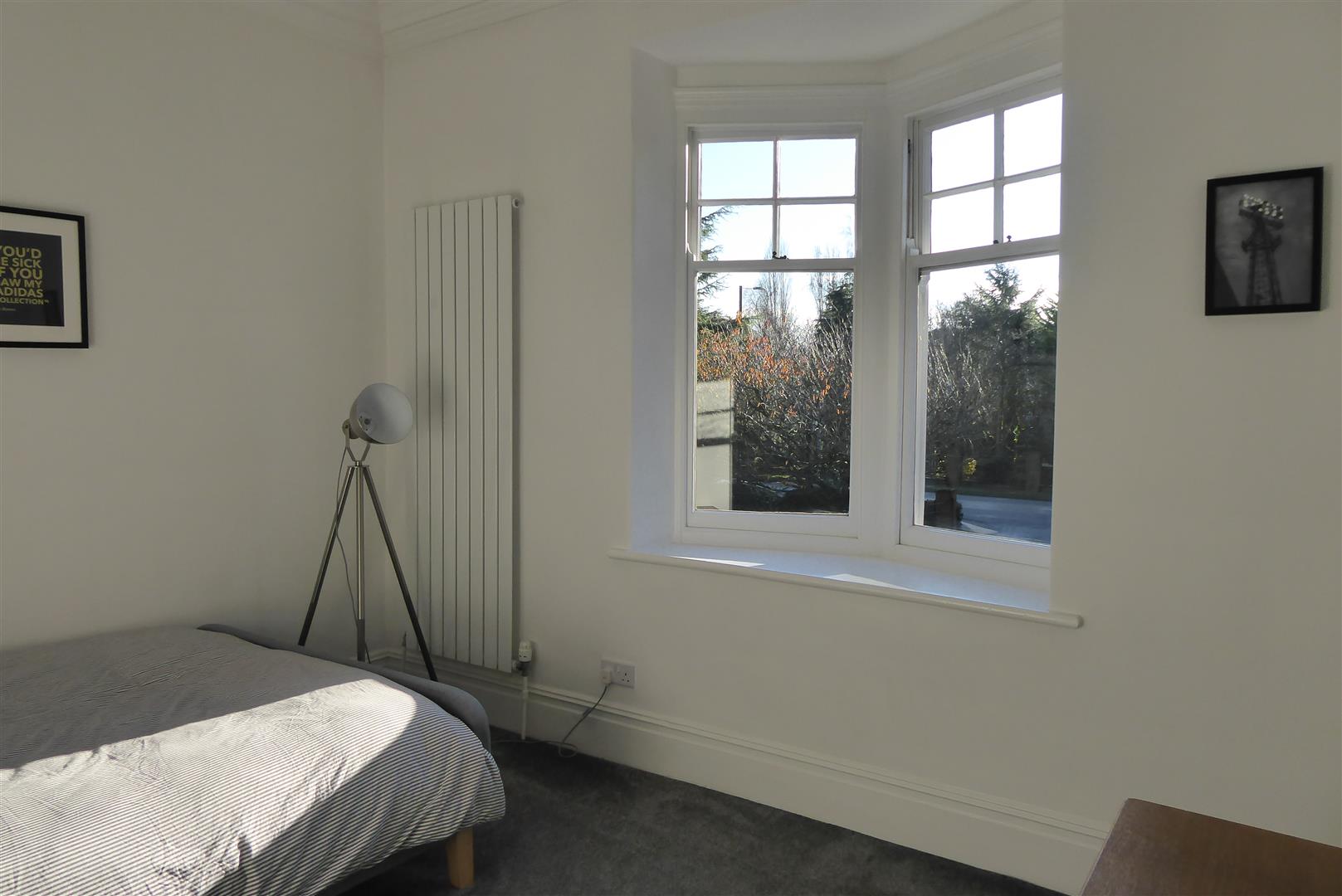 BEDROOM 5 (FRONT)